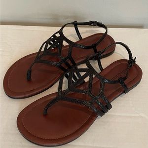 Kelly and Katie Black Sandals size 8.5